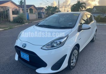 2018 Toyota Aqua - Buy cars for sale in Kingston/St. Andrew