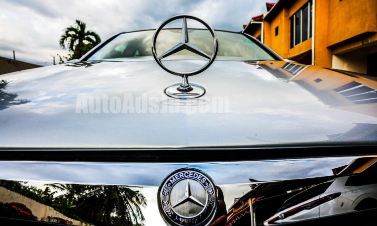 2013 Mercedes-Benz Benz - Buy cars for sale in Kingston/St. Andrew