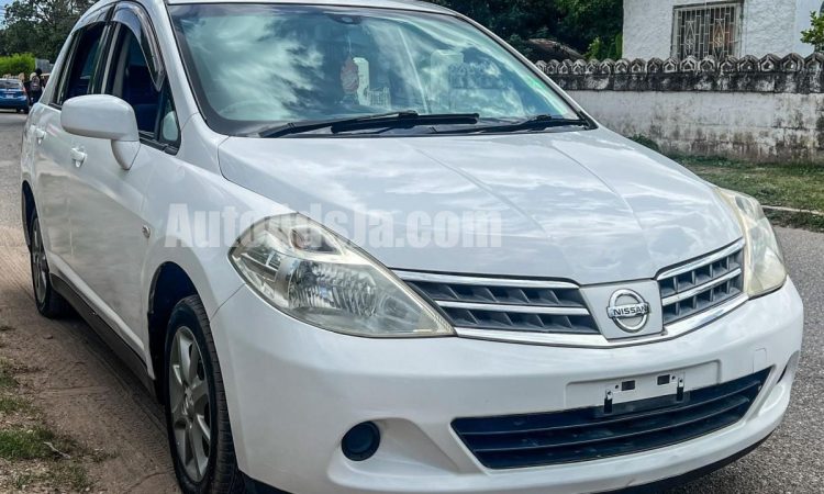 2012 Nissan Tiida - Buy cars for sale in Kingston/St. Andrew