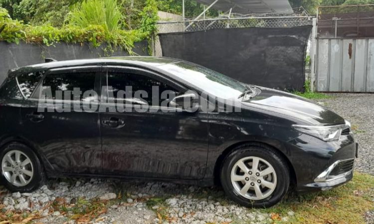 2015 Toyota Auris - Buy cars for sale in Kingston/St. Andrew