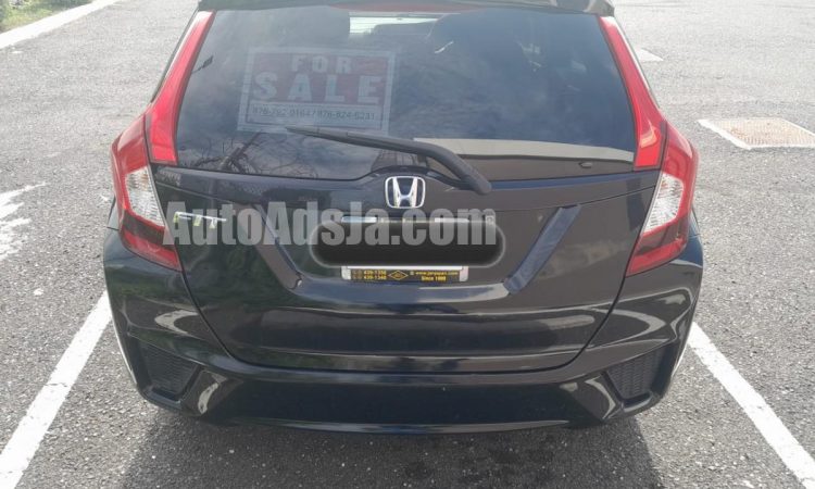 2017 Honda Fit - Buy cars for sale in Kingston/St. Andrew