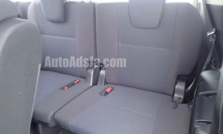 2018 Toyota Noah - Buy cars for sale in Kingston/St. Andrew