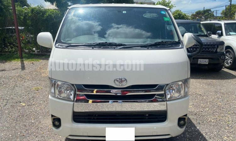 2015 Toyota HIACE - Buy cars for sale in Kingston/St. Andrew