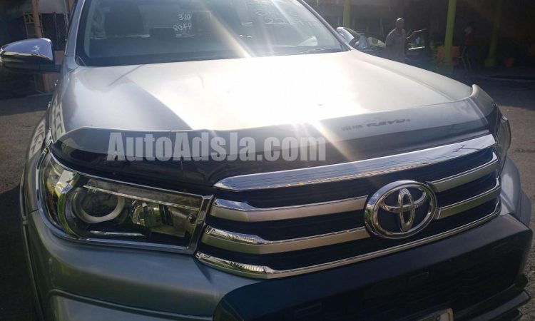 2018 Toyota Hilux - Buy cars for sale in Kingston/St. Andrew