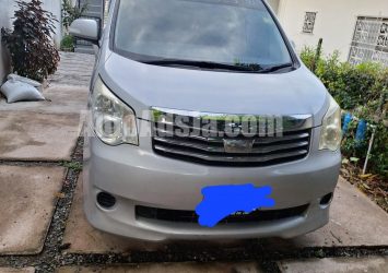 2012 Toyota Noah - Buy cars for sale in Kingston/St. Andrew