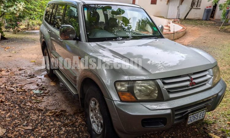 2001 Mitsubishi Pajero - Buy cars for sale in Kingston/St. Andrew