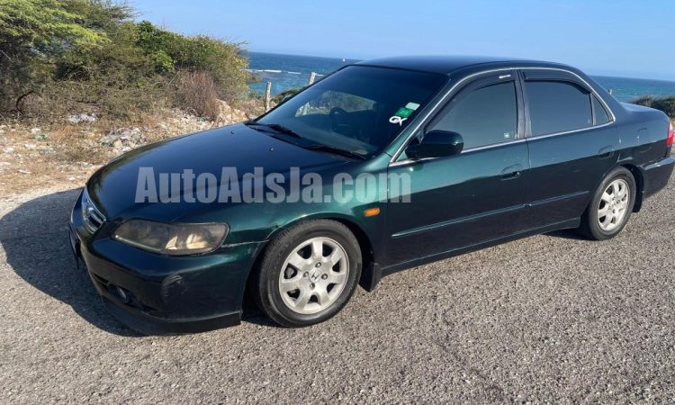 2001 Honda Accord - Buy cars for sale in St. Catherine