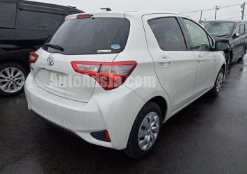 2018 Toyota Vitz - Buy cars for sale in St. Catherine