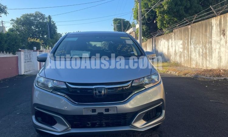 2018 Honda Fit - Buy cars for sale in Kingston/St. Andrew