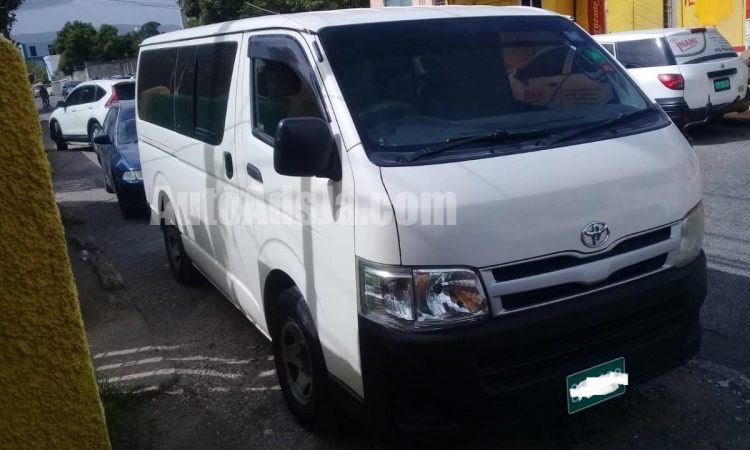 2012 Toyota Hiace - Buy cars for sale in Kingston/St. Andrew