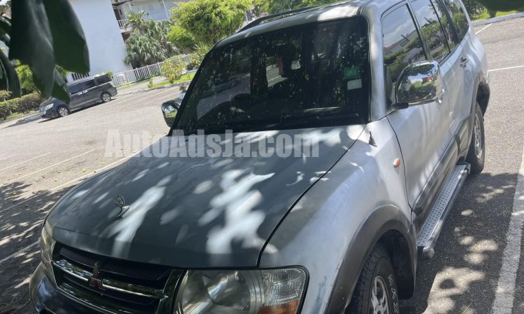 2002 Mitsubishi Pajero - Buy cars for sale in Kingston/St. Andrew