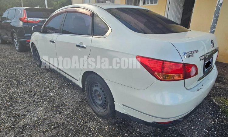 2007 Nissan Sylphy - Buy cars for sale in Kingston/St. Andrew