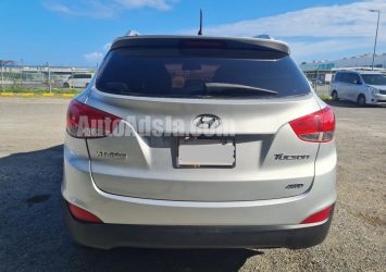 2011 Hyundai Tucson - Buy cars for sale in St. James