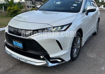 2021 Toyota HARRIER - Buy cars for sale in Manchester