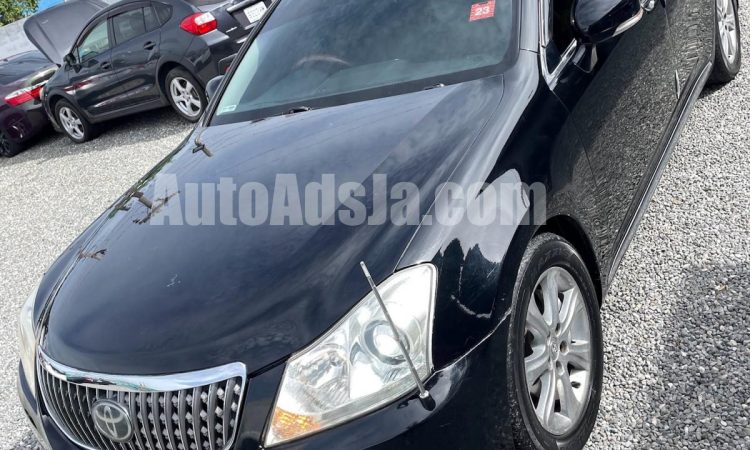 2012 Toyota Crown - Buy cars for sale in Kingston/St. Andrew