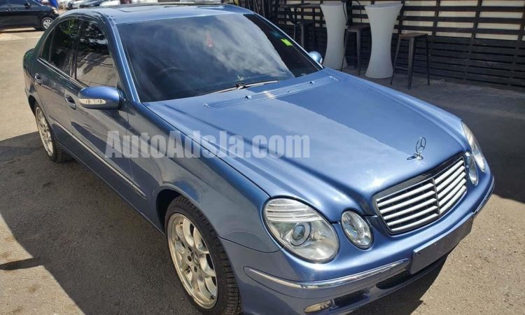 2004 Mercedes-Benz Benz - Buy cars for sale in Kingston/St. Andrew