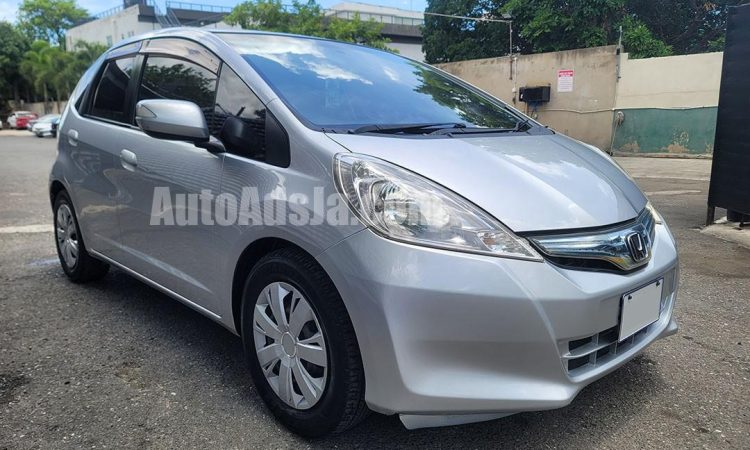 2012 Honda Fit - Buy cars for sale in Kingston/St. Andrew