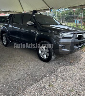 2018 Toyota Hilux - Buy cars for sale in St. Elizabeth