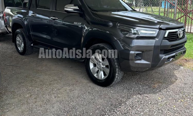2018 Toyota Hilux - Buy cars for sale in St. Elizabeth