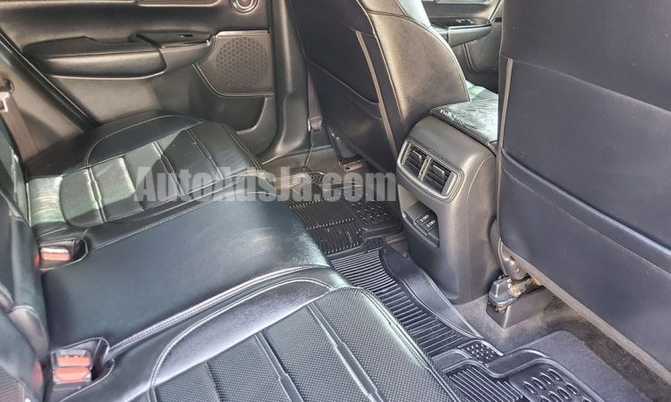 2019 Honda CRV - Buy cars for sale in Kingston/St. Andrew