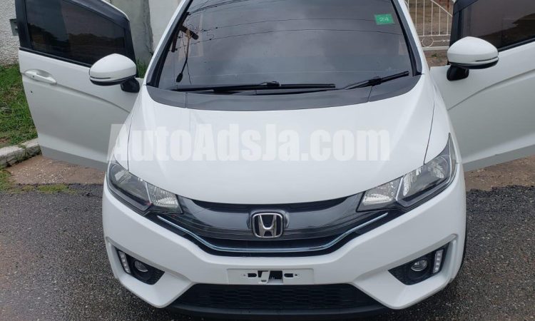 2016 Honda Fit - Buy cars for sale in Kingston/St. Andrew