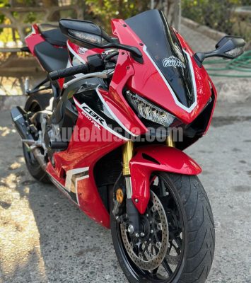2021 Honda CBR1000RR - Buy cars for sale in Kingston/St. Andrew