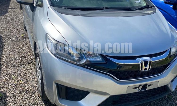 2018 Honda Fit - Buy cars for sale in St. Ann