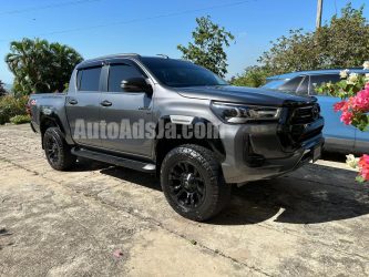 2018 Toyota Hilux - Buy cars for sale in Kingston/St. Andrew