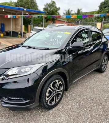 2017 Honda Vezel - Buy cars for sale in Kingston/St. Andrew
