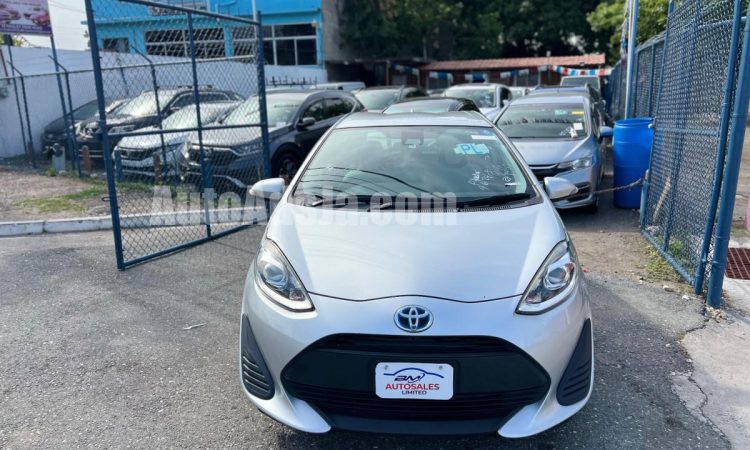 2019 Toyota Aqua - Buy cars for sale in Kingston/St. Andrew
