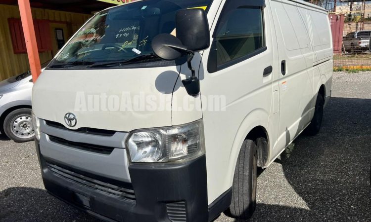 2016 Toyota Hiace - Buy cars for sale in Kingston/St. Andrew