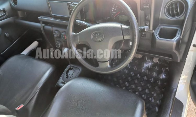 2018 Toyota Probox - Buy cars for sale in St. Catherine