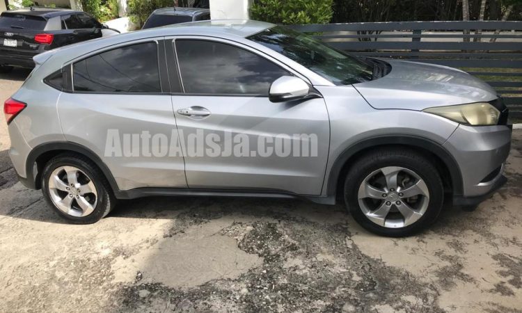 2016 Honda HRV - Buy cars for sale in Kingston/St. Andrew