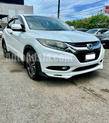 2016 Honda Vezel - Buy cars for sale in Kingston/St. Andrew