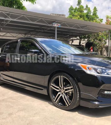 2017 Honda Accord - Buy cars for sale in Kingston/St. Andrew