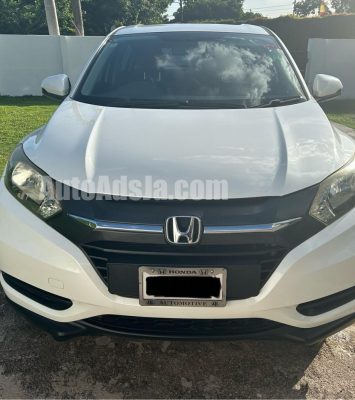 2017 Honda HRV - Buy cars for sale in Kingston/St. Andrew