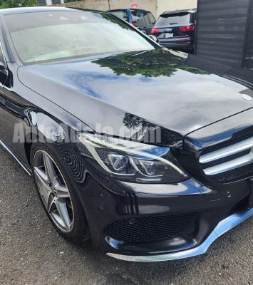 2015 Mercedes-Benz Benz - Buy cars for sale in Kingston/St. Andrew