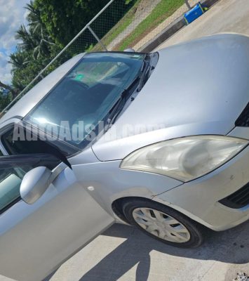 2012 Suzuki Swift - Buy cars for sale in St. Catherine
