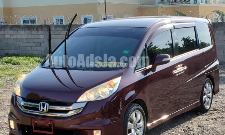 2008 Honda Stepwagon - Buy cars for sale in St. Catherine
