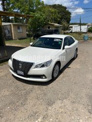 2013 Toyota Crown - Buy cars for sale in St. James