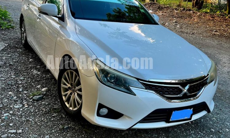 2013 Toyota Mark - Buy cars for sale in Kingston/St. Andrew