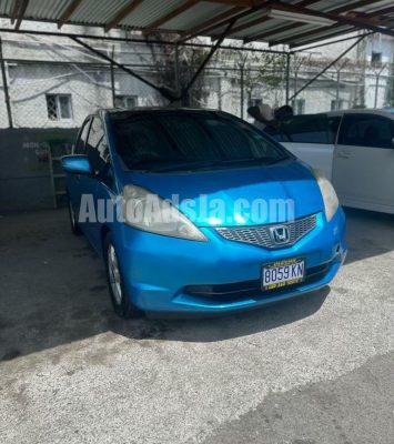 2010 Honda Fit - Buy cars for sale in St. Catherine