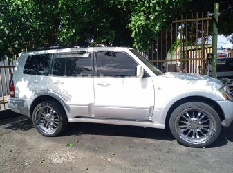 2004 Mitsubishi Pajero - Buy cars for sale in Kingston/St. Andrew