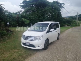 2014 Nissan Serena - Buy cars for sale in Kingston/St. Andrew