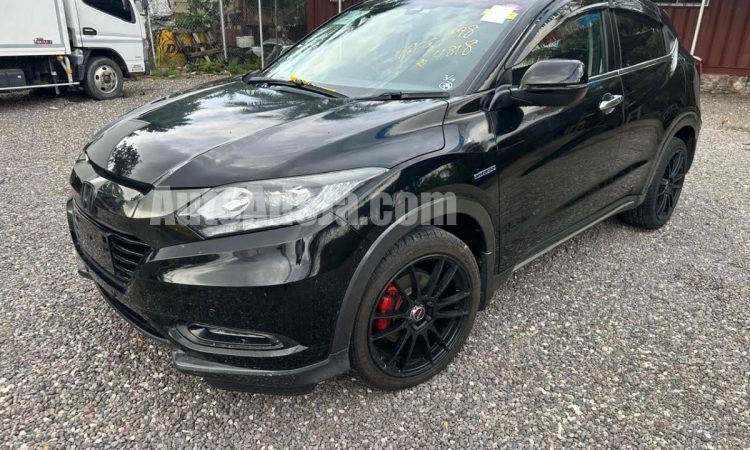 2018 Honda Vezel - Buy cars for sale in St. Catherine