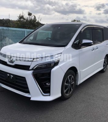 2018 Toyota Voxy - Buy cars for sale in St. James
