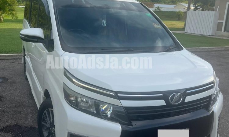 2014 Toyota Voxy - Buy cars for sale in Hanover