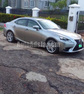 2016 Lexus IS300h - Buy cars for sale in Kingston/St. Andrew