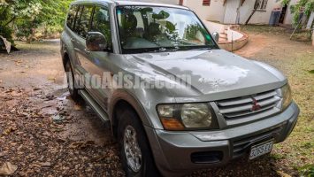2001 Mitsubishi Pajero - Buy cars for sale in Kingston/St. Andrew