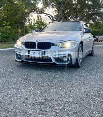 2014 BMW 320i - Buy cars for sale in St. Catherine